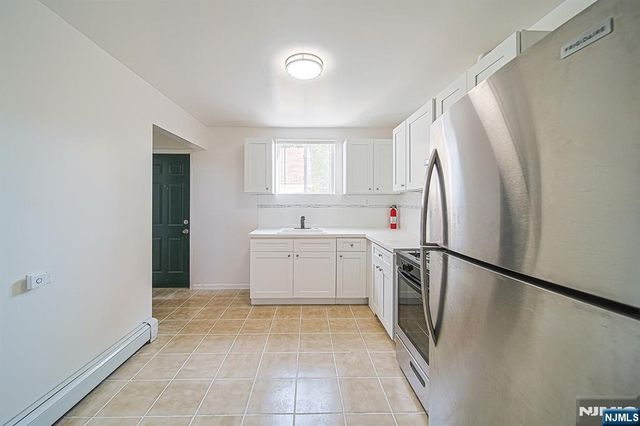 334 Broad Avenue, Ridgefield, NJ 07657