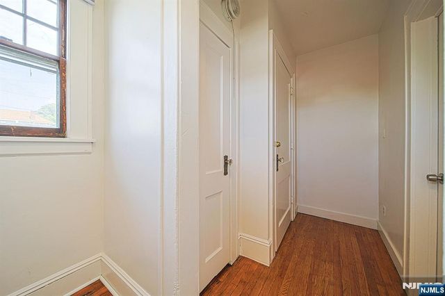 334 Broad Avenue, Ridgefield, NJ 07657