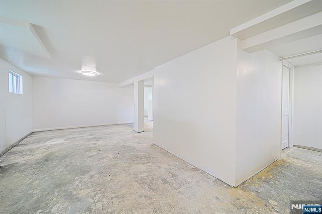 334 Broad Avenue, Ridgefield, NJ 07657