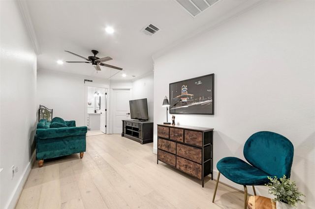 5510 Eastland Street, Houston, TX 77028