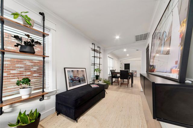 5510 Eastland Street, Houston, TX 77028