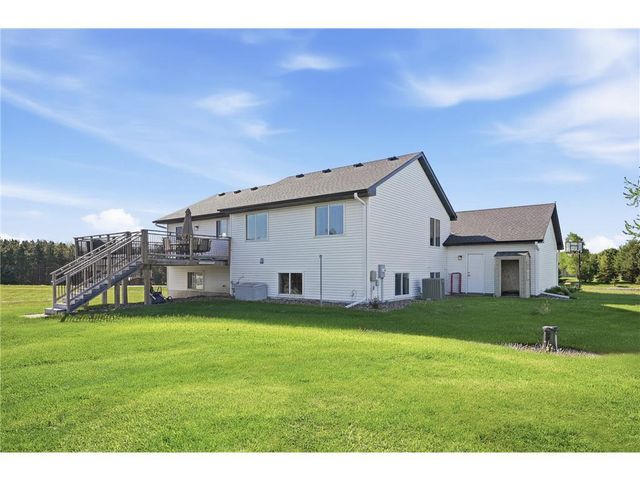 672 Laurie Lane, Hudson, WI 54016