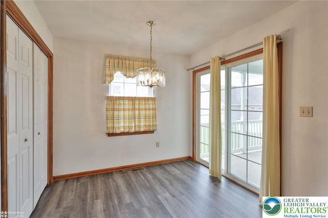 1927 Vintage Road, Bethlehem Twp, PA 18045