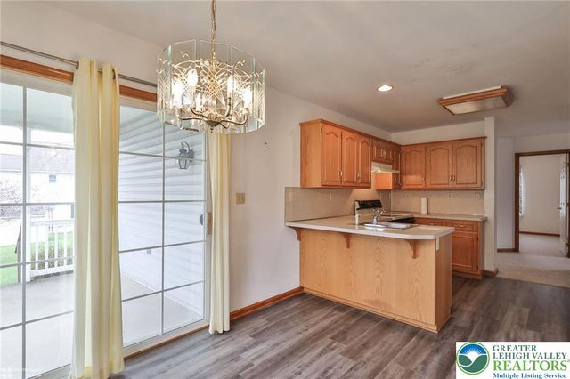 1927 Vintage Road, Bethlehem Twp, PA 18045