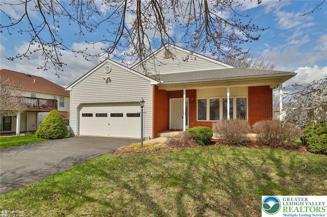 1927 Vintage Road, Bethlehem Twp, PA 18045