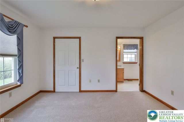 1927 Vintage Road, Bethlehem Twp, PA 18045