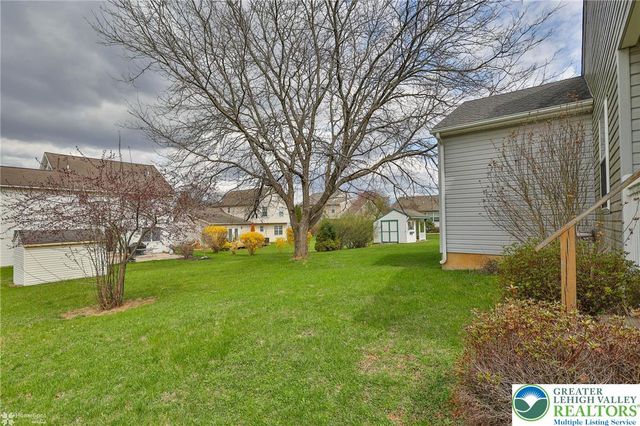 1927 Vintage Road, Bethlehem Twp, PA 18045