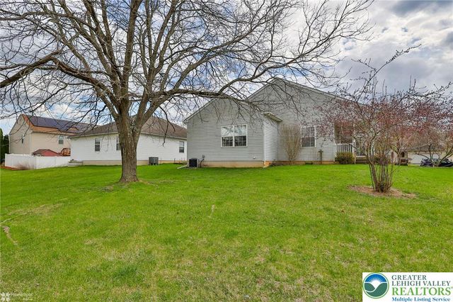 1927 Vintage Road, Bethlehem Twp, PA 18045