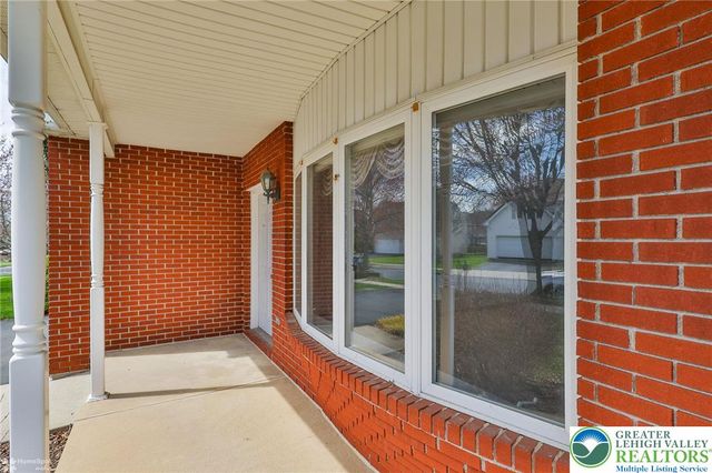 1927 Vintage Road, Bethlehem Twp, PA 18045