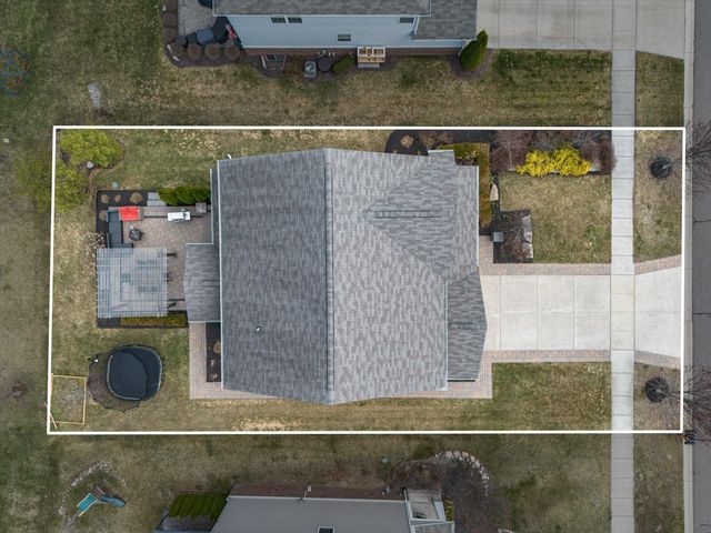 57662 Village Drive, Lyon Twp, MI 48165