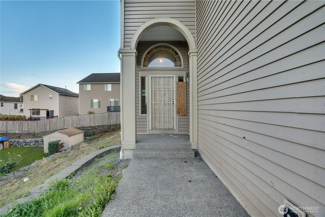 4051 E J Street, Tacoma, WA 98404