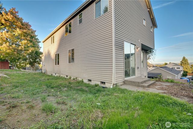 4051 E J Street, Tacoma, WA 98404