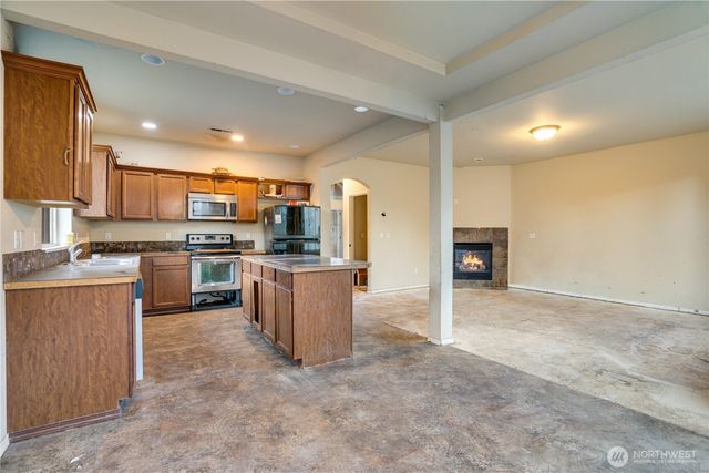 4051 E J Street, Tacoma, WA 98404