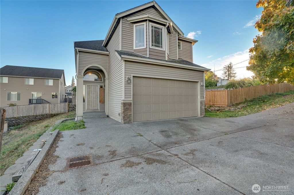 4051 E J Street, Tacoma, WA 98404