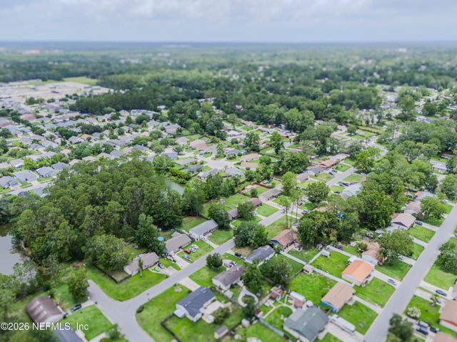 3000 WAVERING Lane, Middleburg, FL 32068