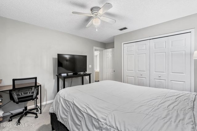 3000 WAVERING Lane, Middleburg, FL 32068
