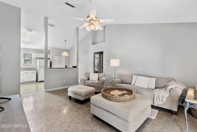 3000 WAVERING Lane, Middleburg, FL 32068