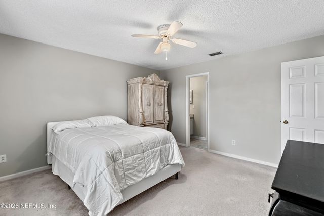 3000 WAVERING Lane, Middleburg, FL 32068