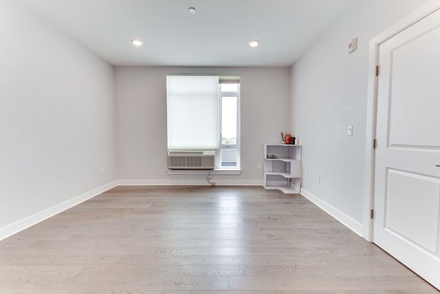 2 Cliveden St 601E, Quincy, MA 02169