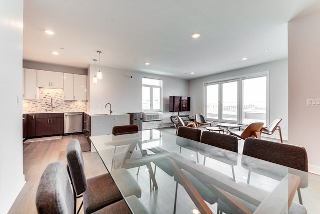 2 Cliveden St 601E, Quincy, MA 02169