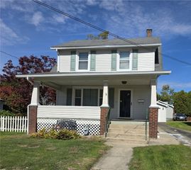 211 E Northview Ave, New Castle, PA 16105