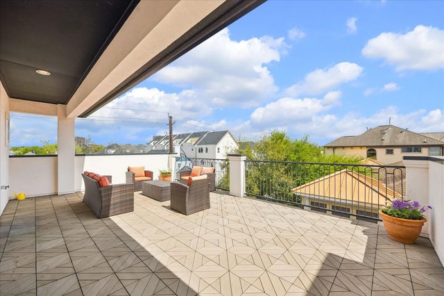 1512 W 23rd Street, Houston, TX 77008