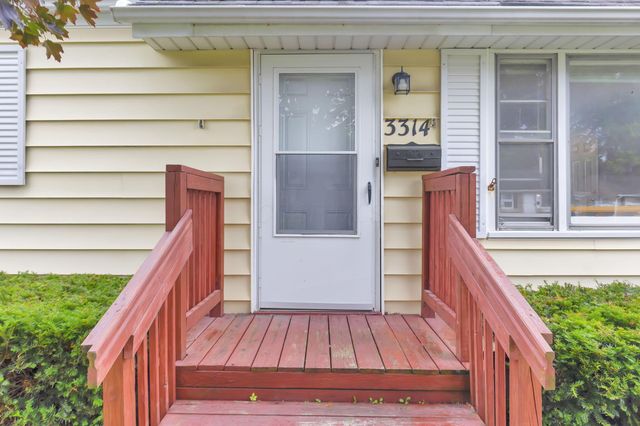 3314 Towers Court N, Columbus, OH 43227