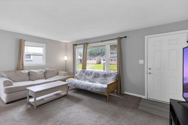 3314 Towers Court N, Columbus, OH 43227
