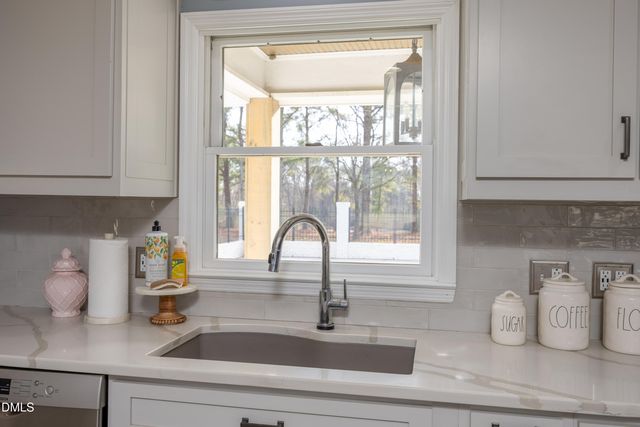 250 Savannah Hill Road, Dunn, NC 28334