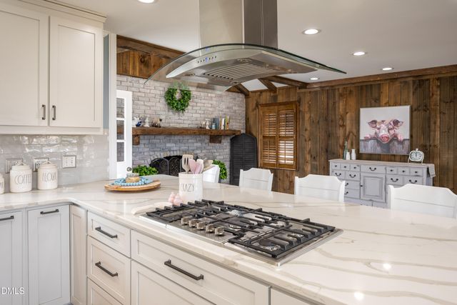 250 Savannah Hill Road, Dunn, NC 28334