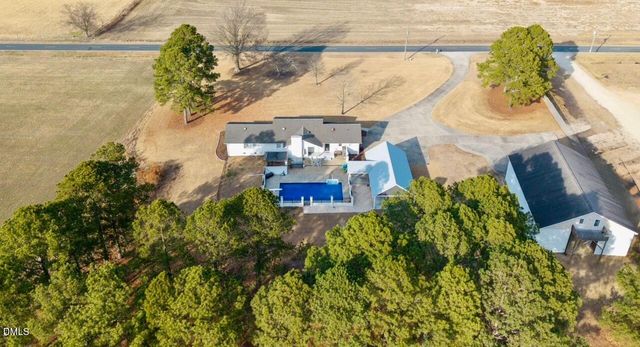 250 Savannah Hill Road, Dunn, NC 28334