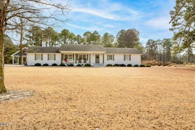 250 Savannah Hill Road, Dunn, NC 28334