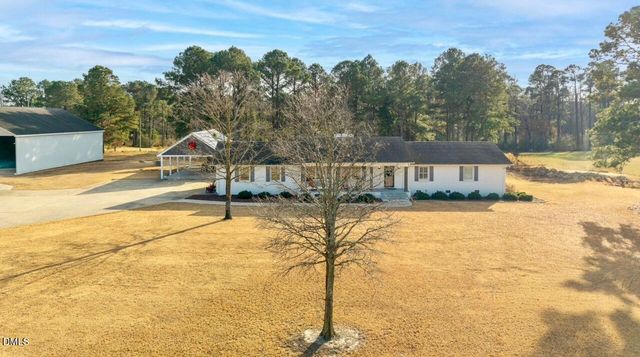 250 Savannah Hill Road, Dunn, NC 28334