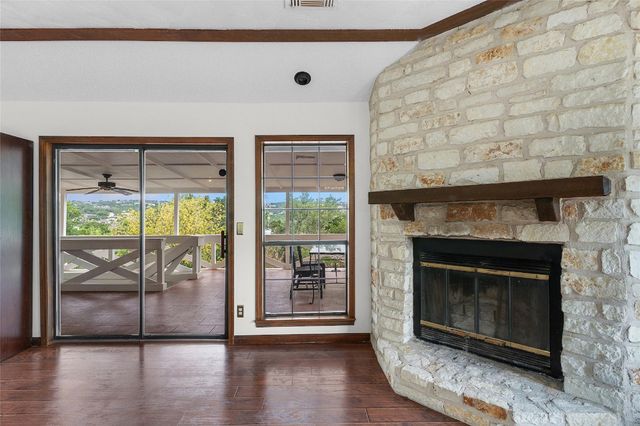 21205 National DR, Lago Vista, TX 78645