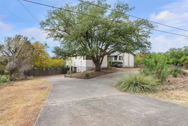 21205 National DR, Lago Vista, TX 78645