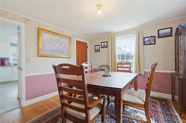 37 Knowles Drive, Warwick, RI 02888