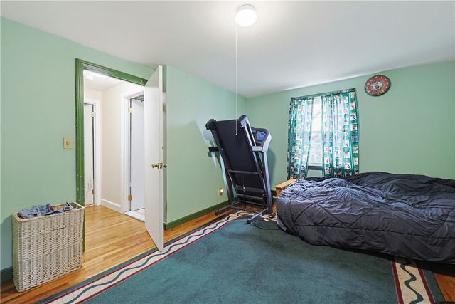 37 Knowles Drive, Warwick, RI 02888