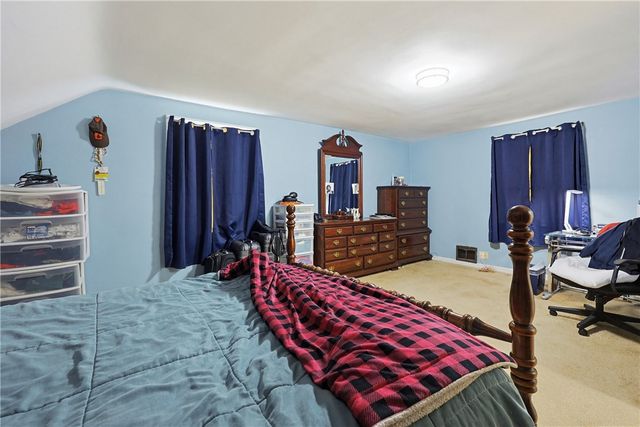 37 Knowles Drive, Warwick, RI 02888