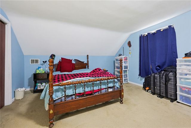 37 Knowles Drive, Warwick, RI 02888