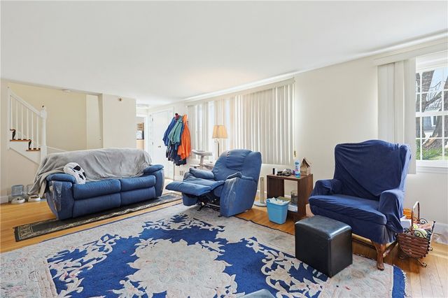 37 Knowles Drive, Warwick, RI 02888