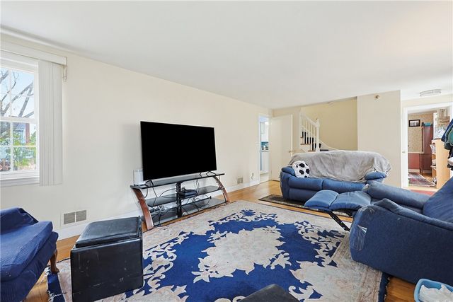 37 Knowles Drive, Warwick, RI 02888