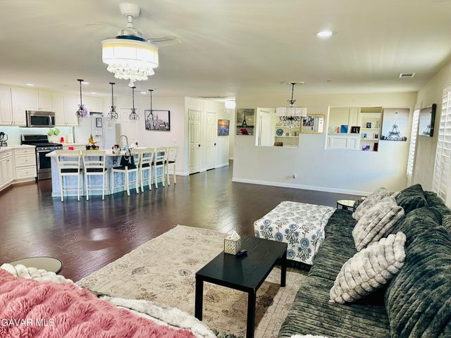 3525 E Avenue J3, Lancaster, CA 93535