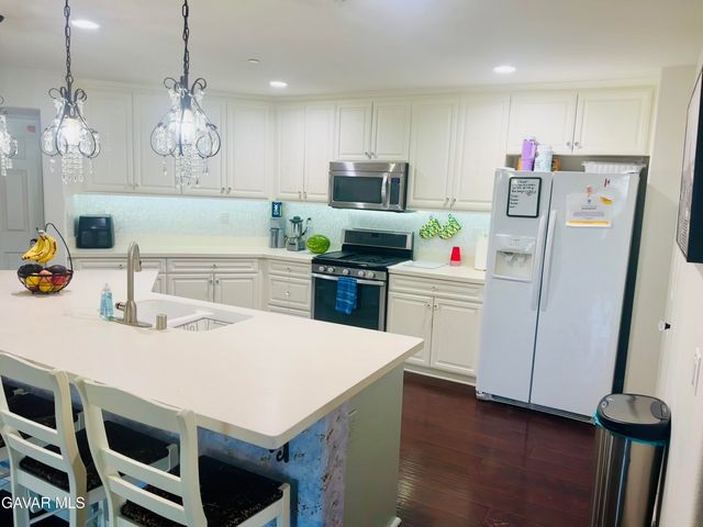3525 E Avenue J3, Lancaster, CA 93535