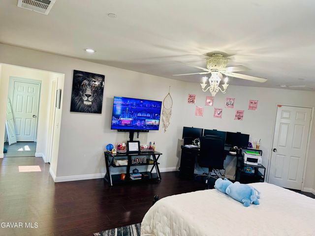 3525 E Avenue J3, Lancaster, CA 93535