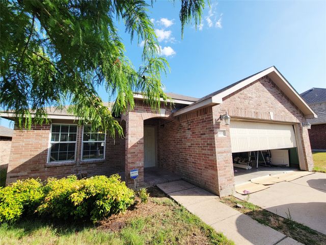 10032 Daly Drive, Fort Worth, TX 76053