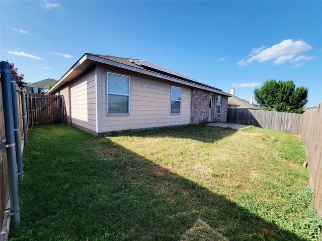 10032 Daly Drive, Fort Worth, TX 76053