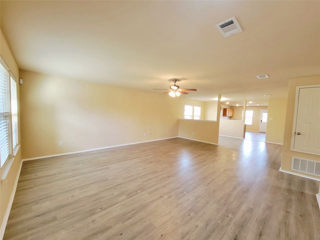 10032 Daly Drive, Fort Worth, TX 76053