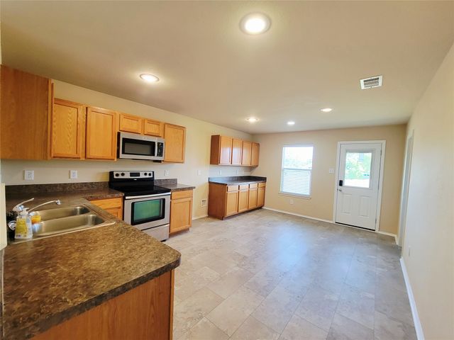 10032 Daly Drive, Fort Worth, TX 76053