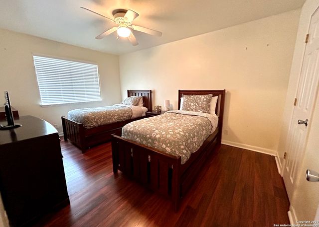 42 Chapel Hill Cir Unit 42, San Antonio, TX 78240