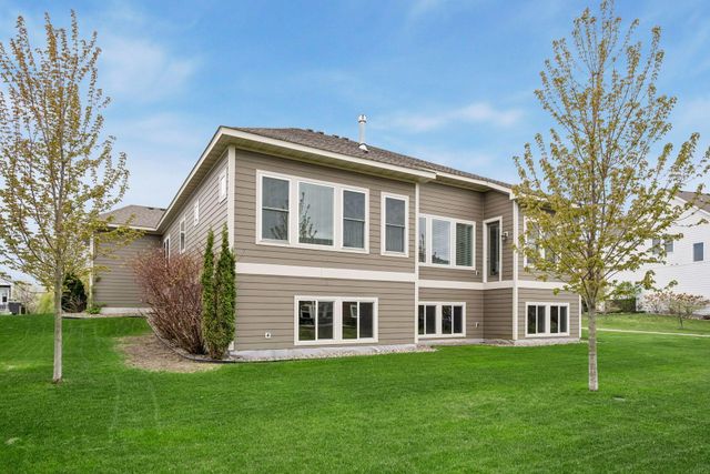 3050 Wild Flower Trail, Medina, MN 55340